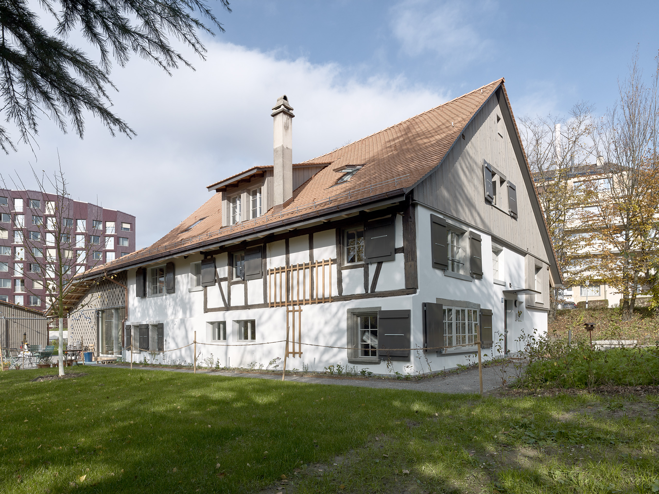 E19715 Alpa 095639 SCREEN